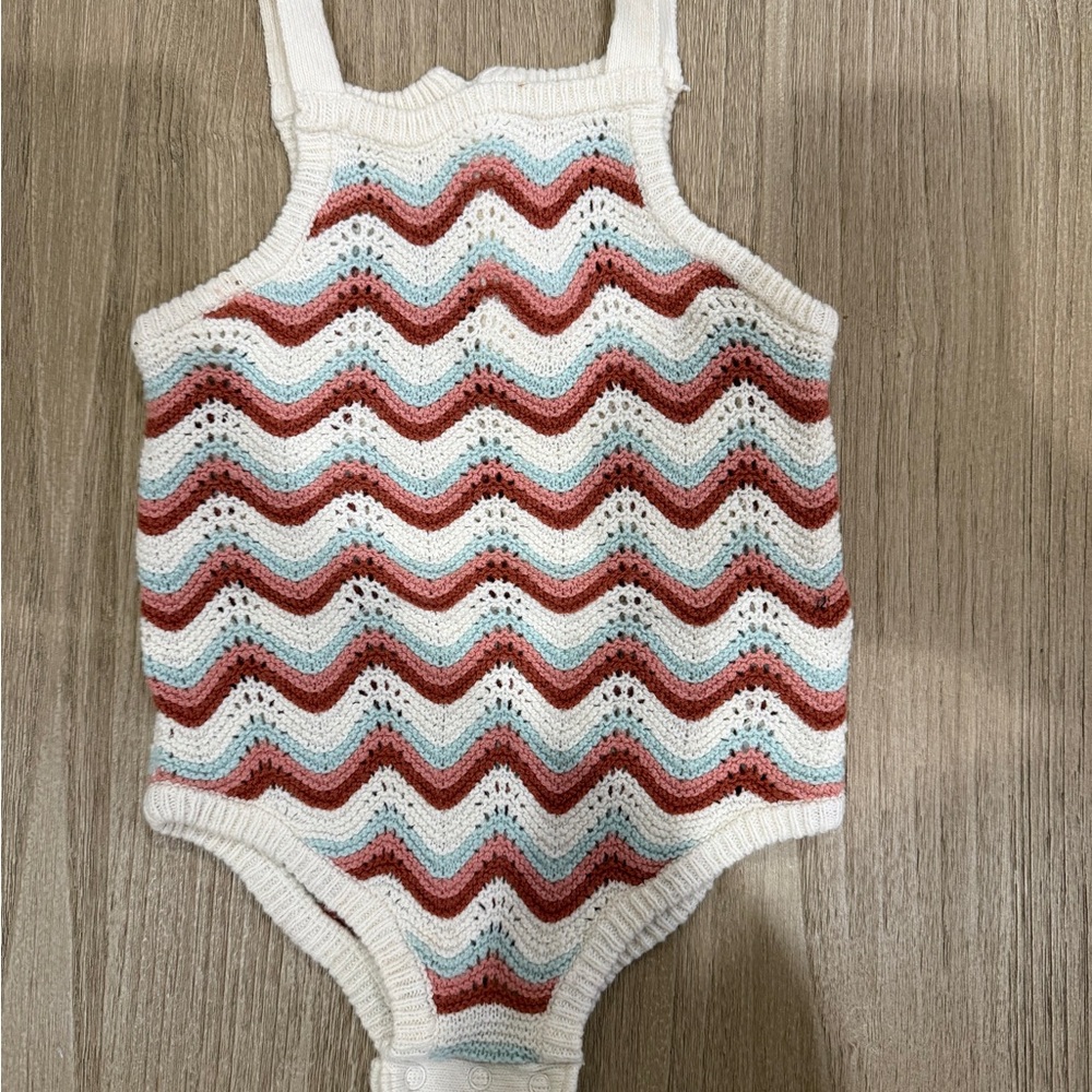 Janie and Jack Zigzag Pattern Bodysuit - Cream, Red, Blue crochet